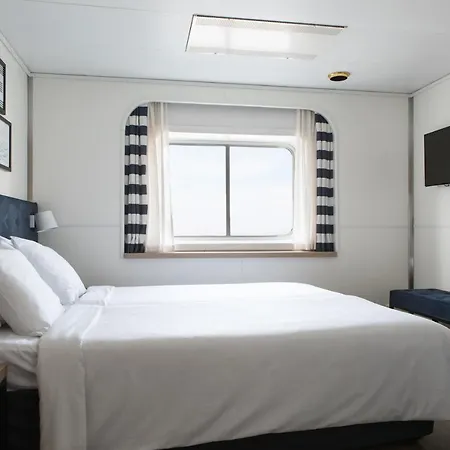 Silja Line Ferry - Helsinki 2 Nights Return Cruise To Stockholm Hotel Exterior photo