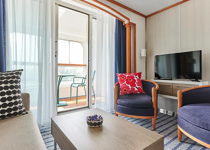 Silja Line Ferry - Helsinki 2 Nights Return Cruise To Stockholm